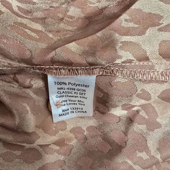 Show Me Your MuMu Classic PJ Set Gold Cheetah Silk Sz XL - Picture 3 of 9